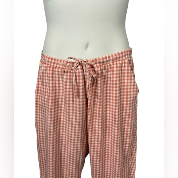 La Vie en Rose, Plus Size Gingham Pyjama Capris With Pockets, XXL, Pink - Picture 3 of 8